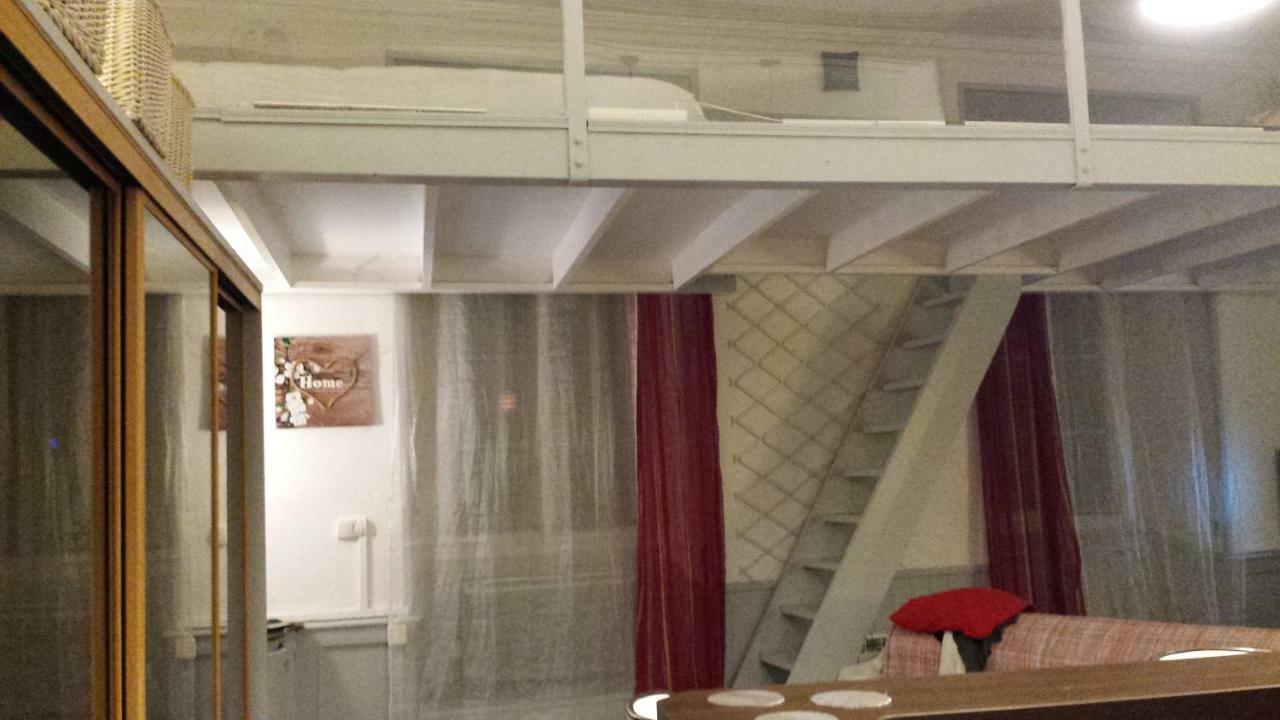 Coquet Studio En Mezzanine Nuit Pour 2 Personnes Сен-Жірон Екстер'єр фото